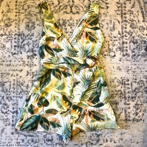 American Eagle Pink and Green Tropical Print Shorts Romper with Belt Sz XS NWT